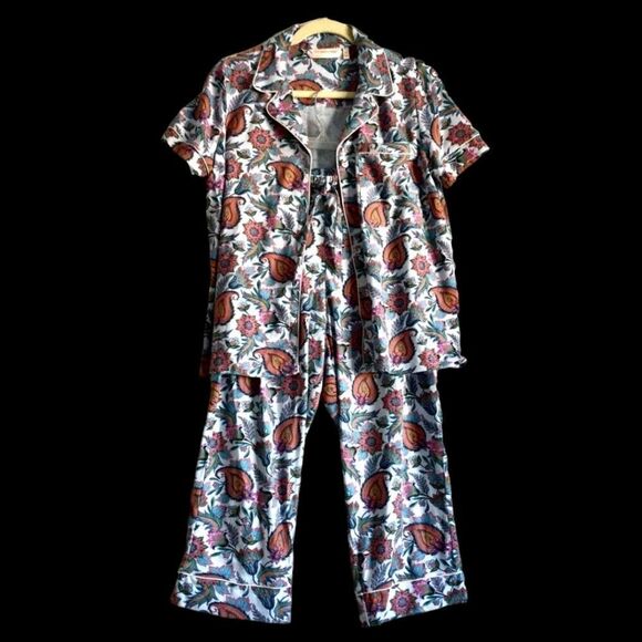 Soft Surroundings Other - SOFT SURROUNDINGS Harbour Orleans Blue Paisley Button Up Crop Pajama Set - XS